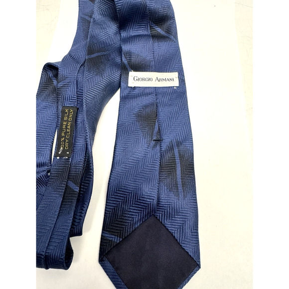 VINTAGE GIORGIO ARMANI NECKTIE 100% SILK Made ITALY Blue/Black - Picture 4 of 6